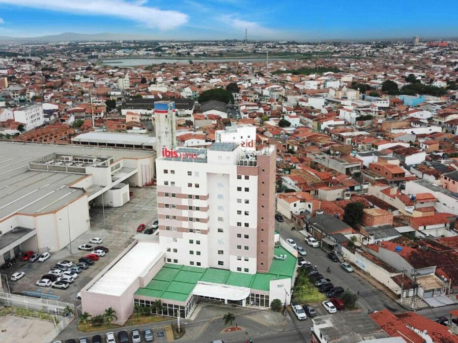 Hôtel dans quartier sûr de Feria de Santana